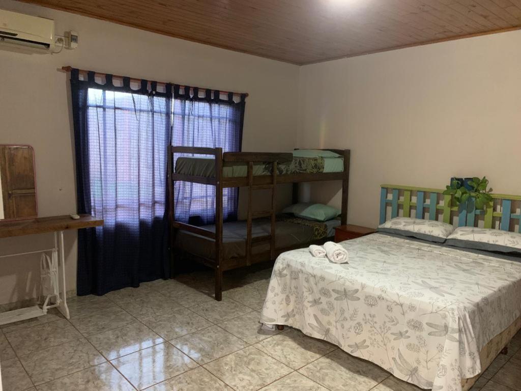 Hospedaje Las Canelas