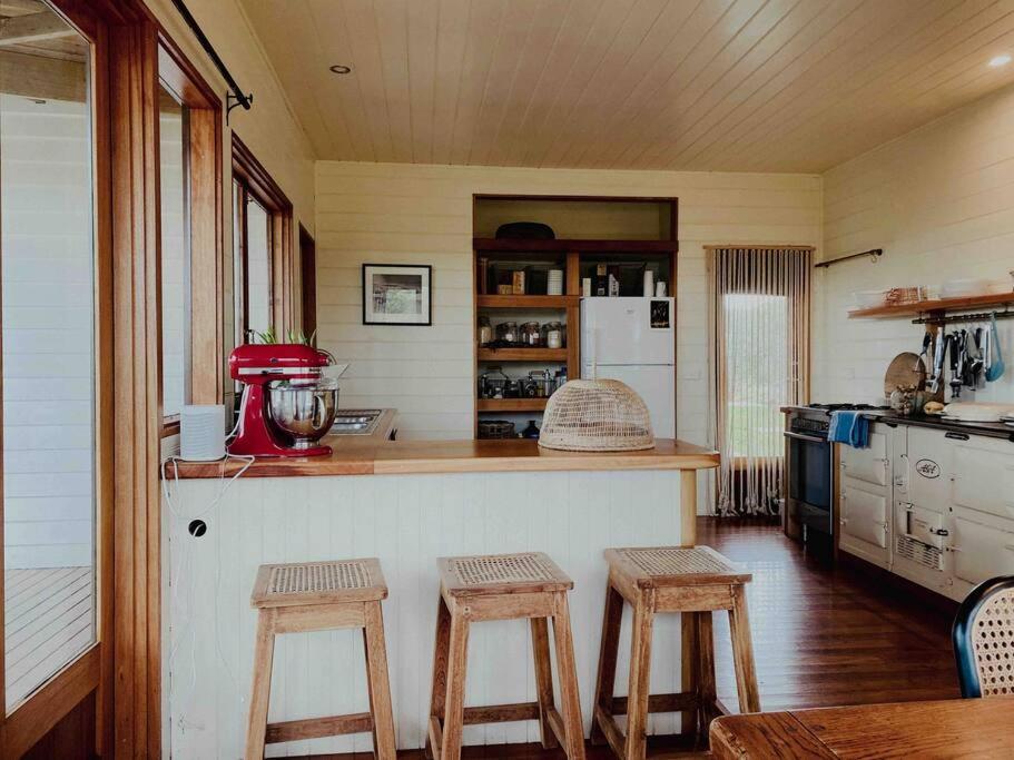 Pt Hesse Luxury Coastal Homestead