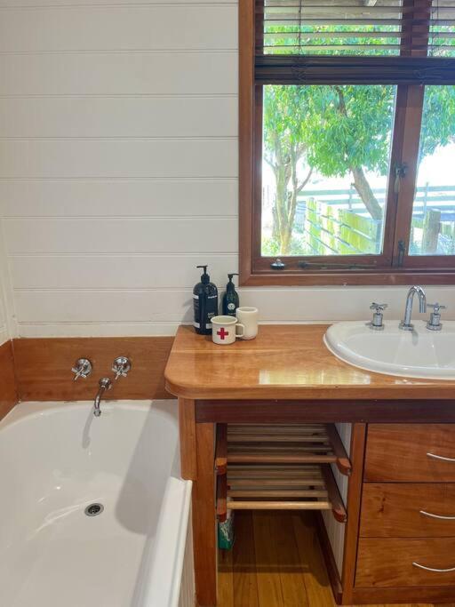 Pt Hesse Luxury Coastal Homestead