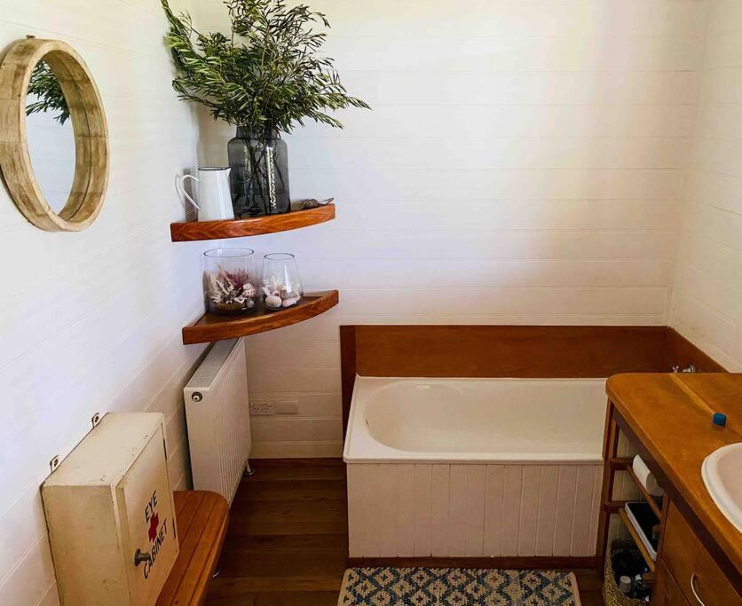 Pt Hesse Luxury Coastal Homestead