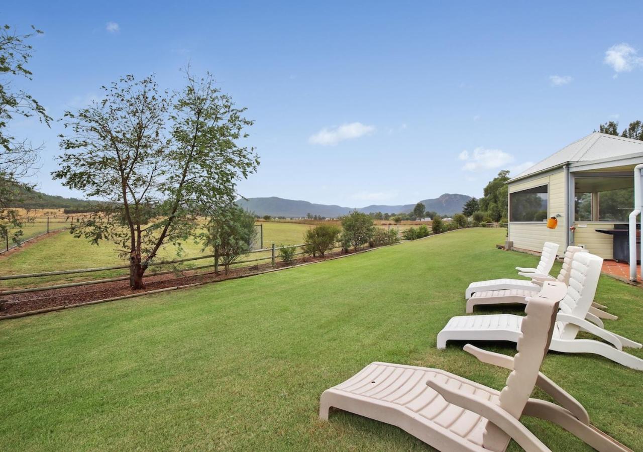 Maranda Country Estate 5 Bedrooms with Pool, Spa & EV