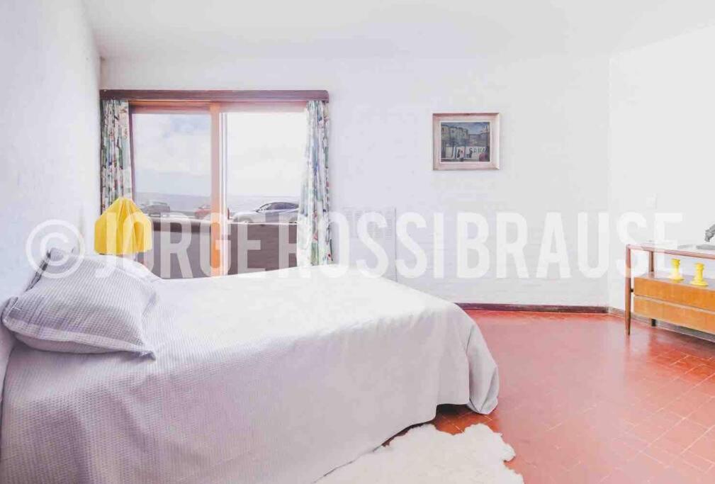 Exclusive Beachfront House PDE