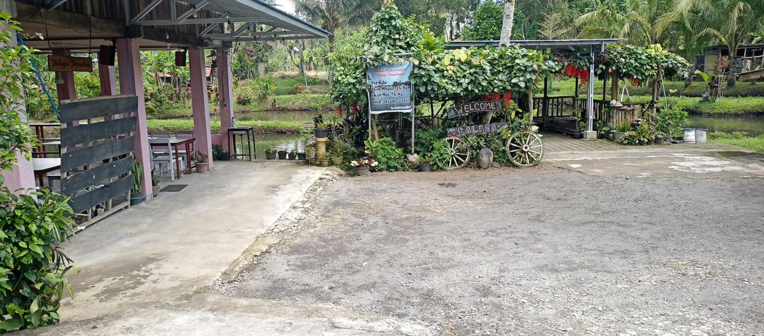 Talaga Tomohon Home Stay and Fishing Pond view 5