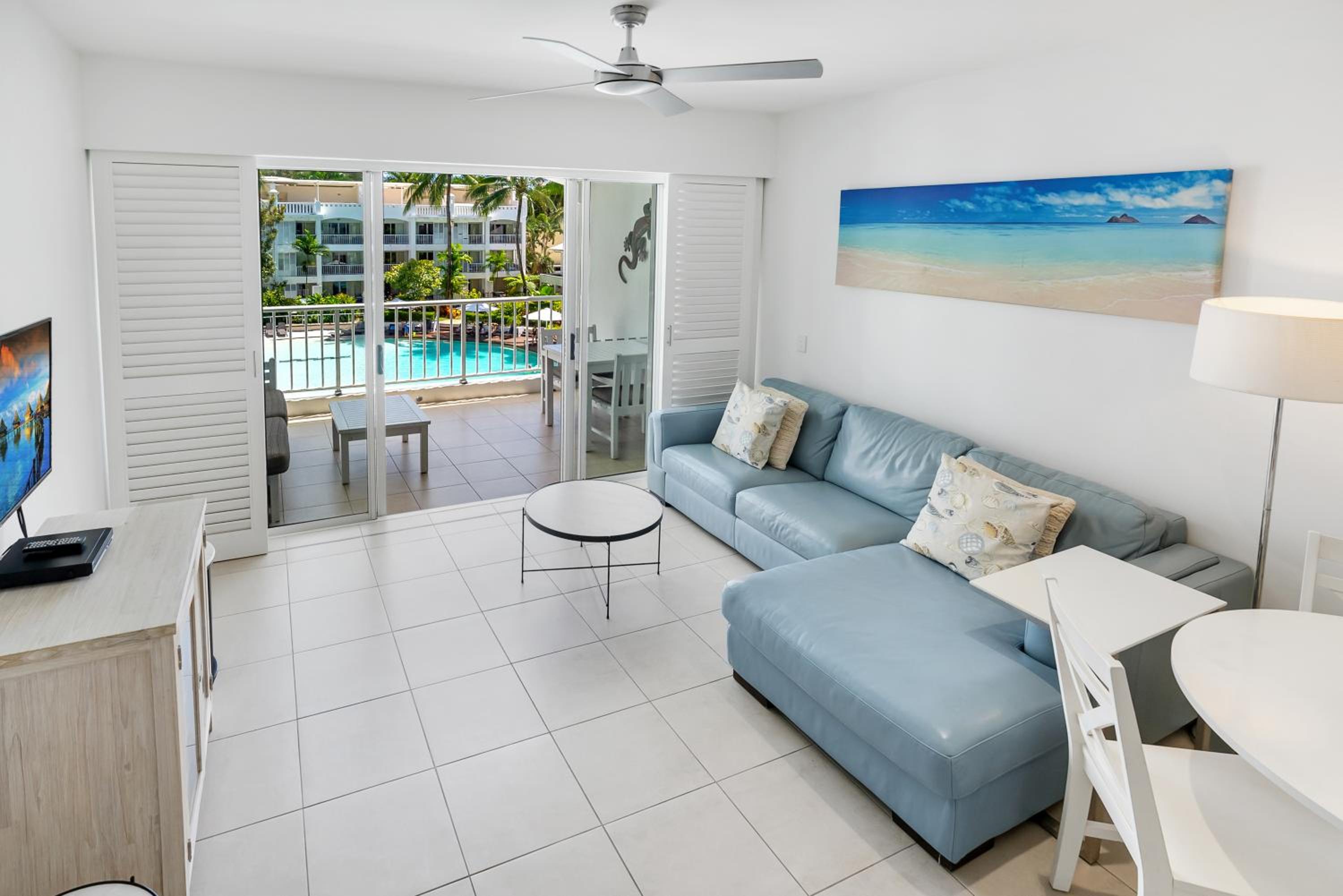 Elysium Private Accommodation at Beach Club & Spa