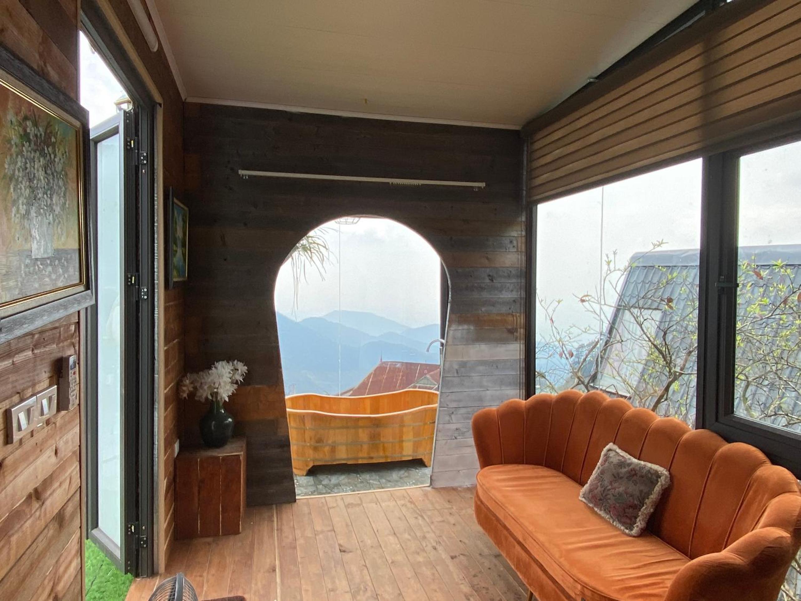 Mimosa Villa