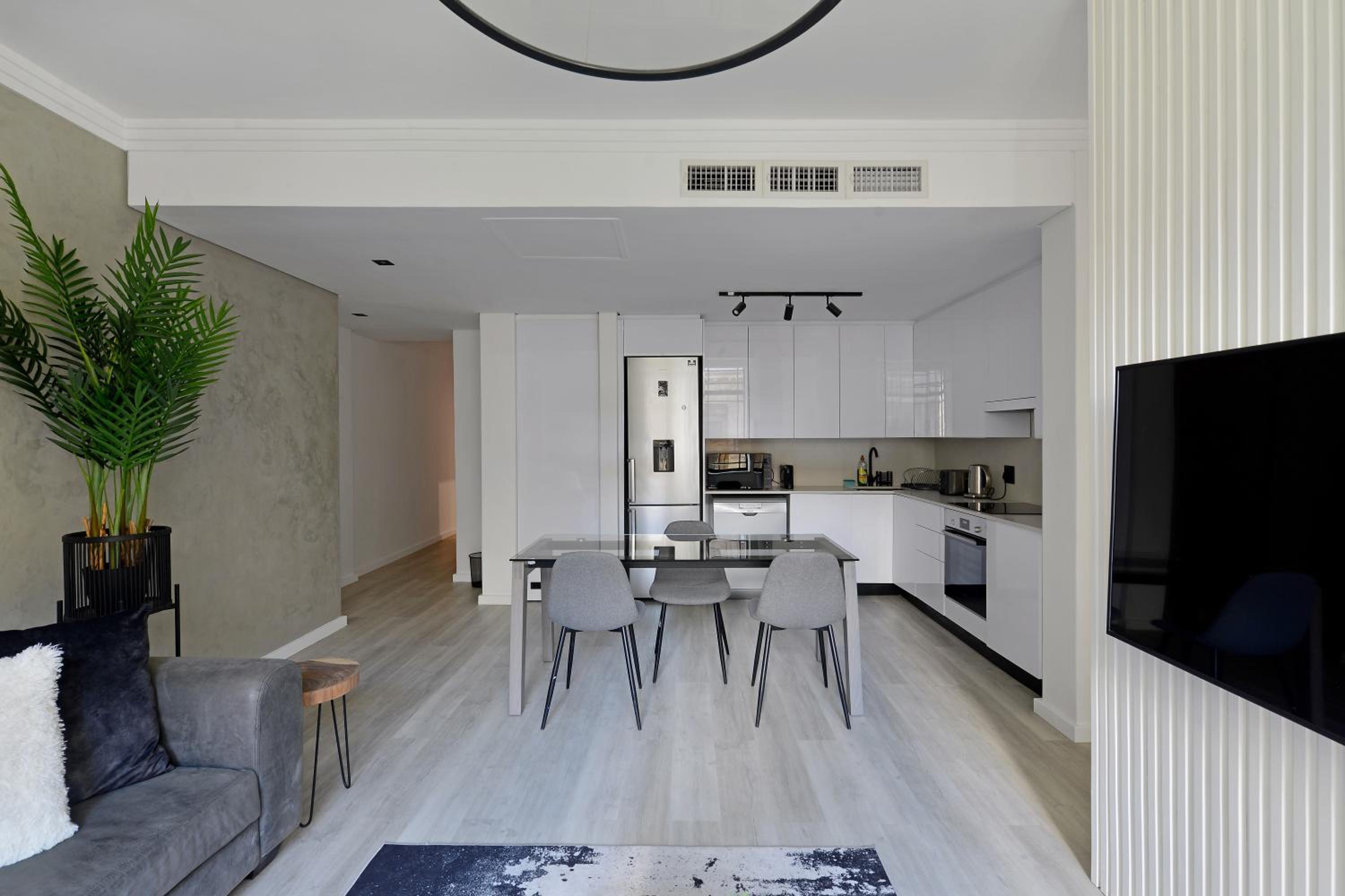 405 Mandela Rhodes Place