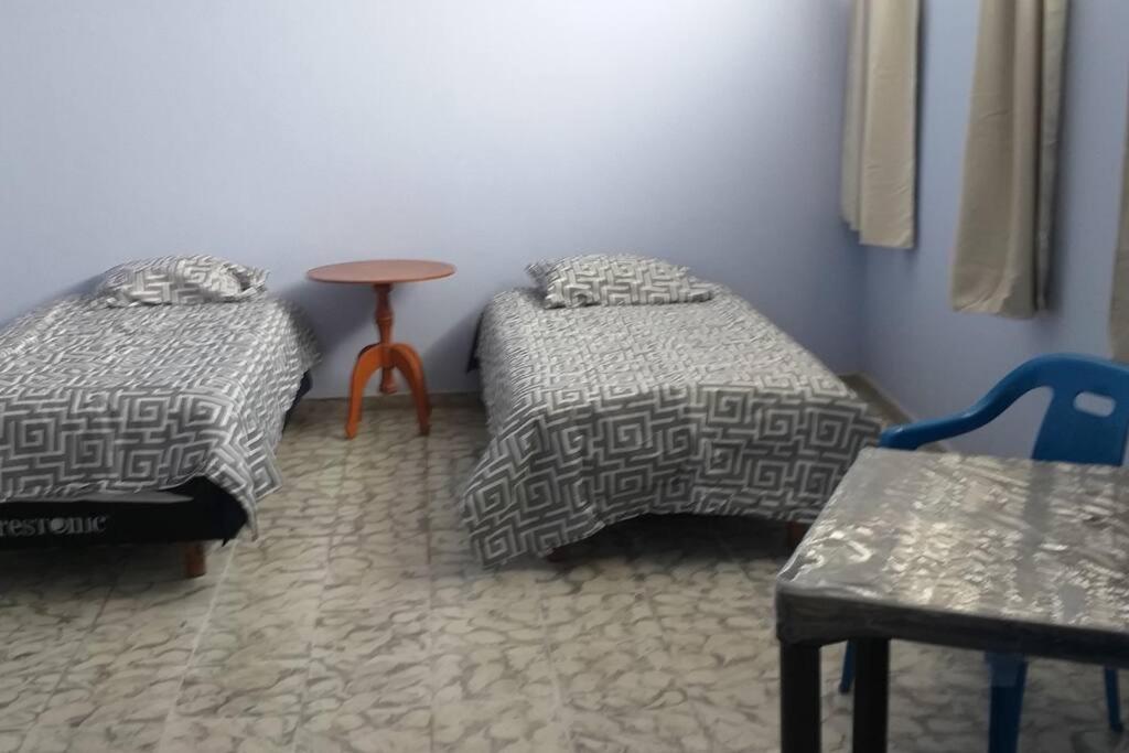 Amplia y cómoda casa, para 2 a 8 personas a unos pasos de la plaza view 3