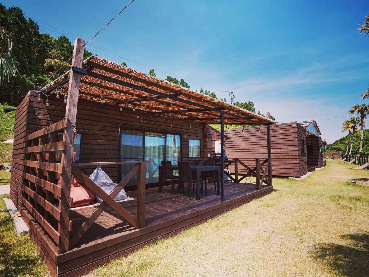 Glamping village Seagrand view 2