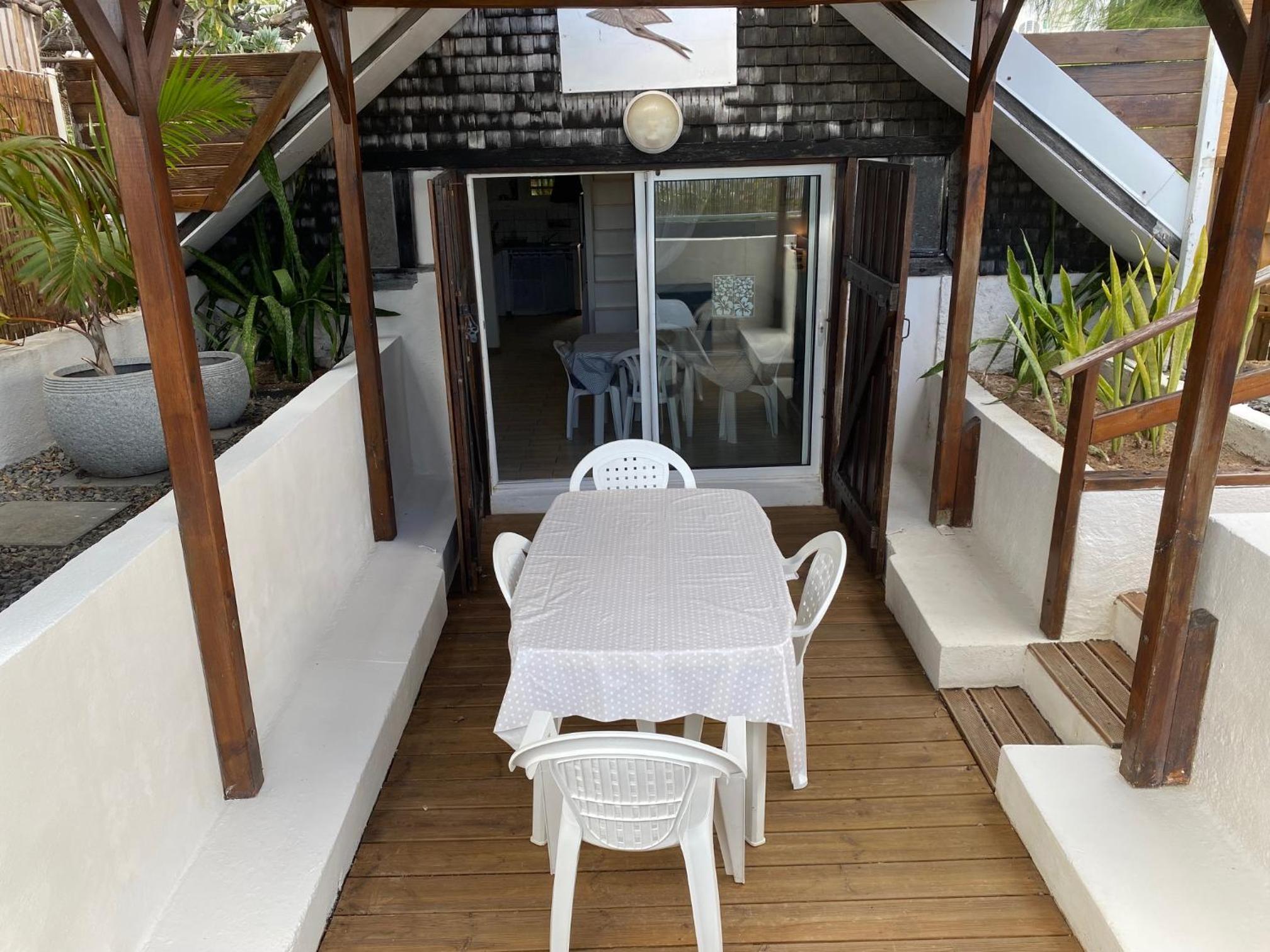 Bungalow Paille en queue sur la plage de La Saline view 4
