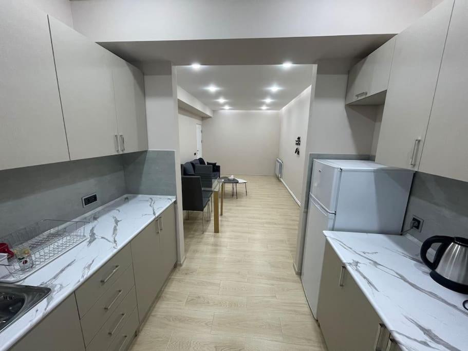 Luxury Apartment In City Center Near Republic Square