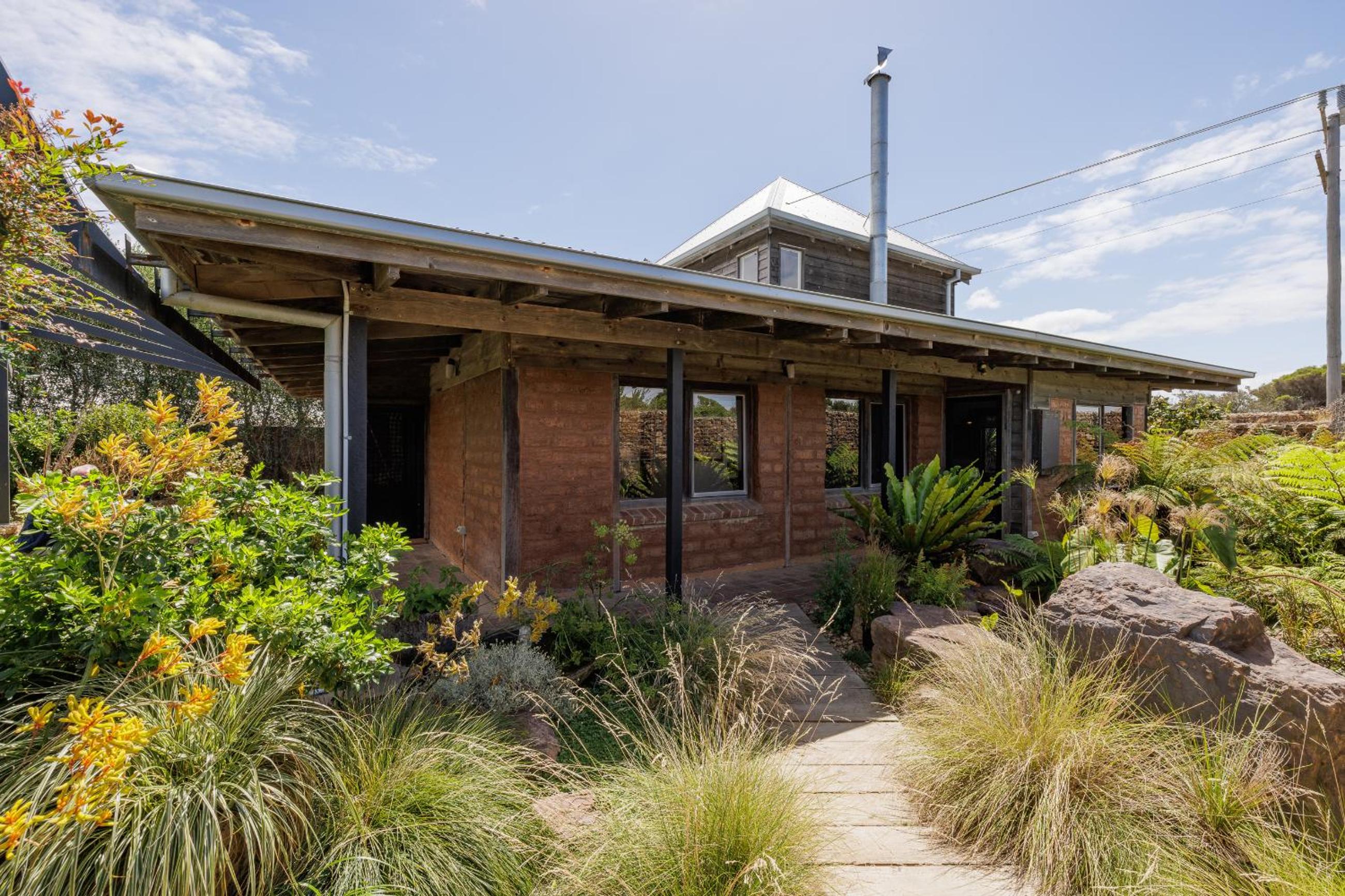 A Stylish and Unique Retreat at Surf Beach