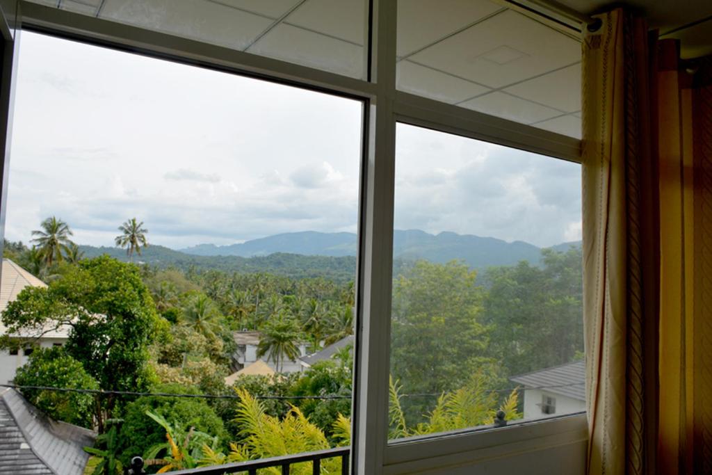 Paramata Hotel Pallekele