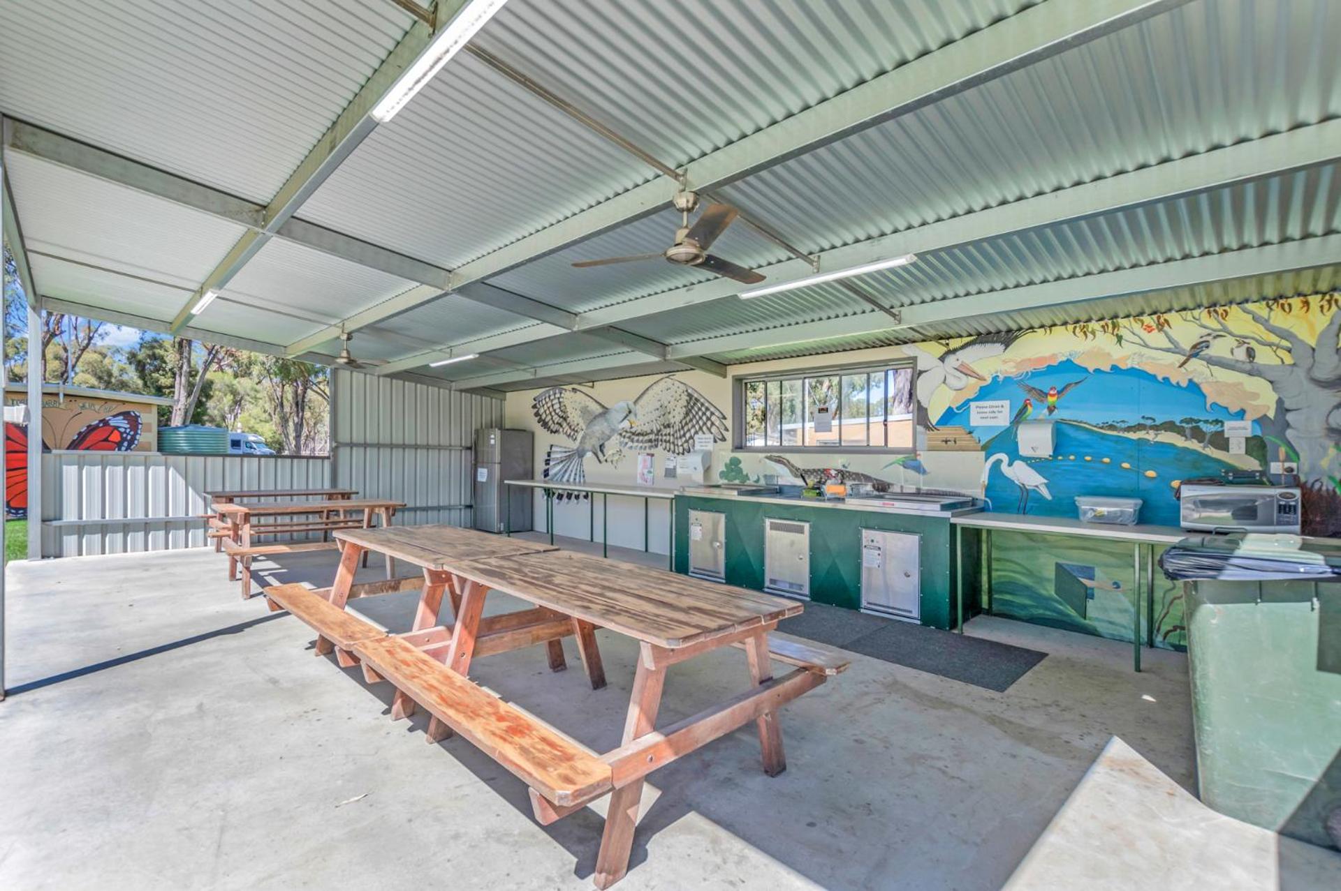 Torrumbarry Weir Holiday Park