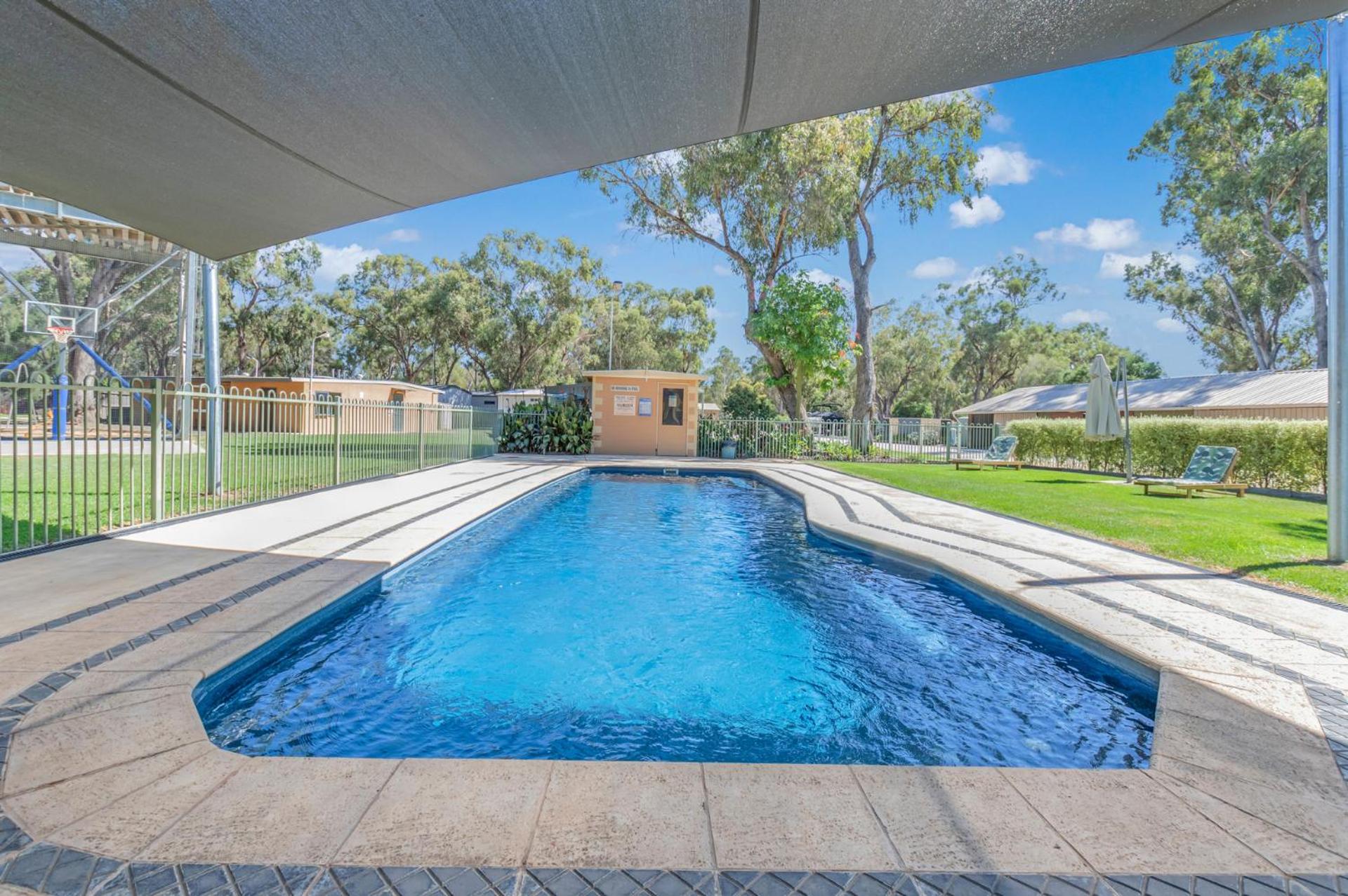 Torrumbarry Weir Holiday Park