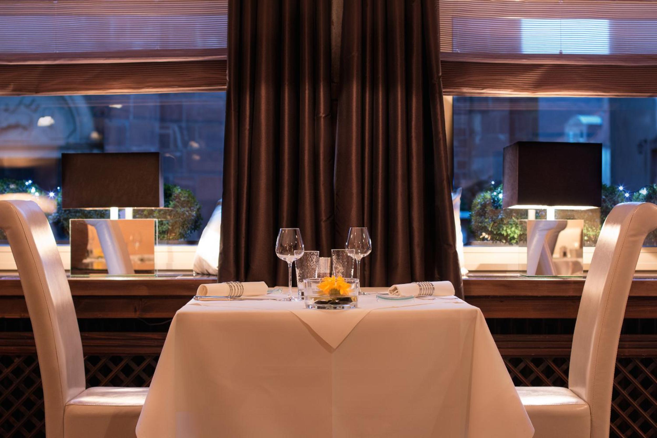 restaurant