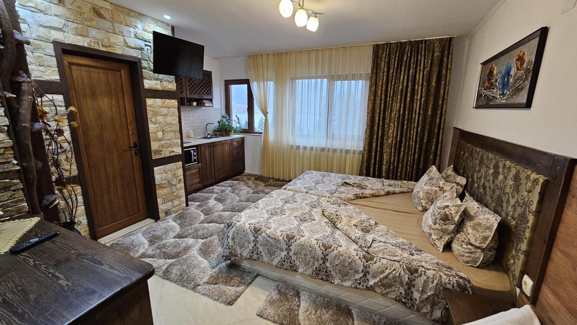 Villa Hills - къща за гости с храна
