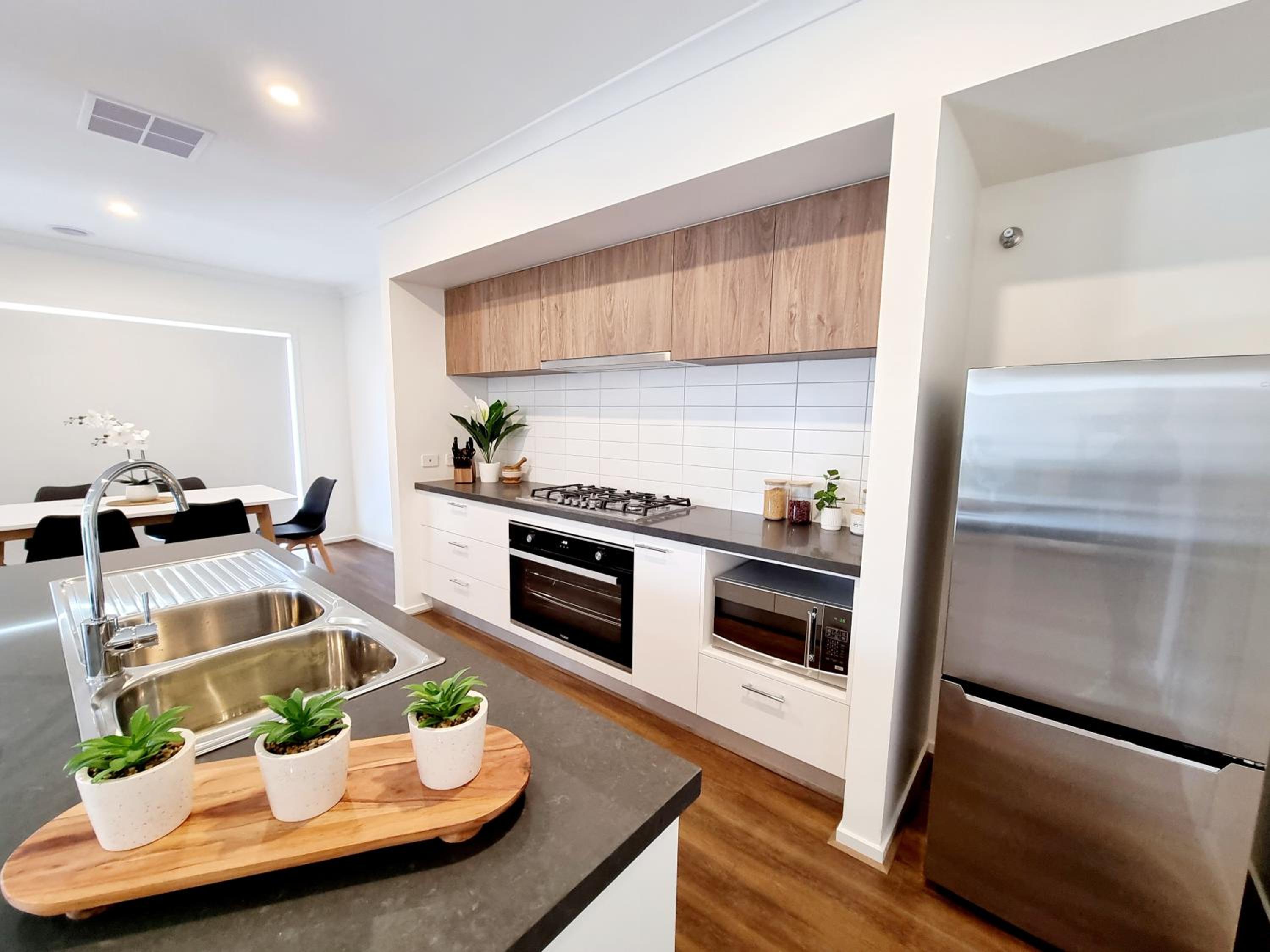 Minta Estate Berwick 4 bedroom house, no sharing
