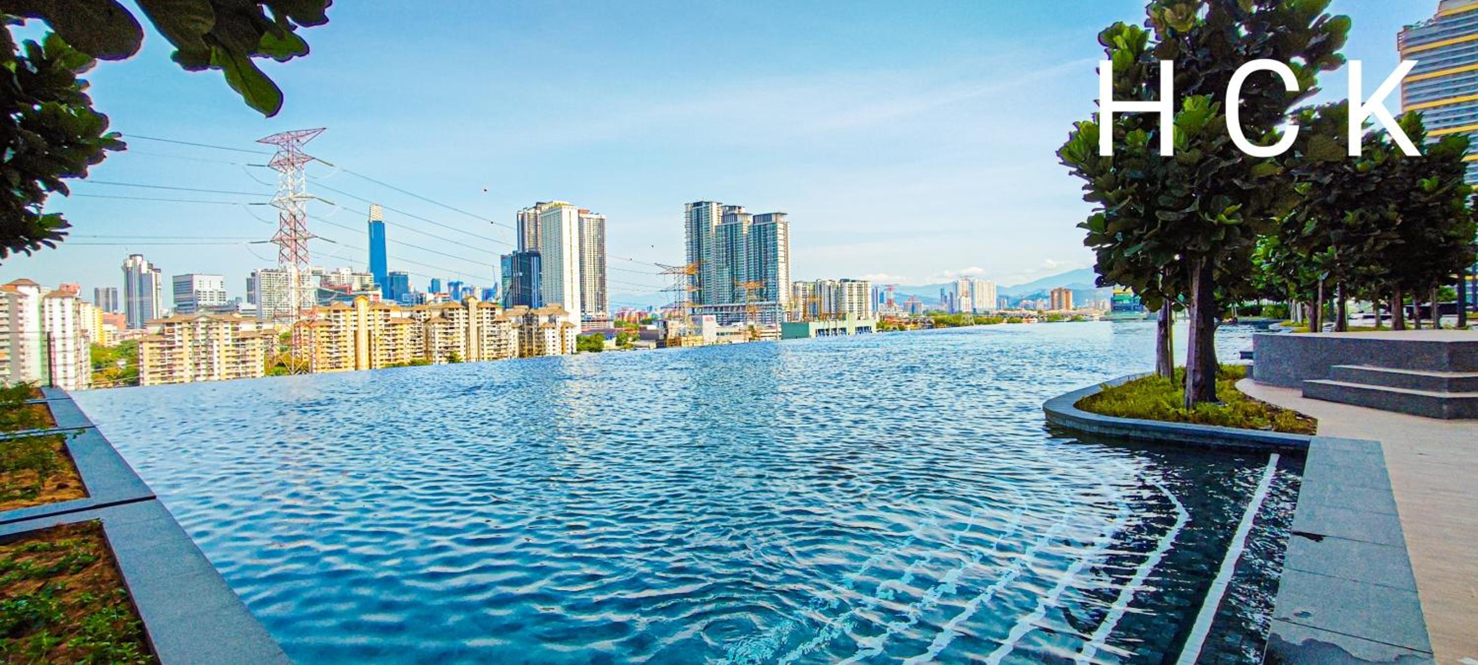 Massive KL View at M-Vertica by HCK