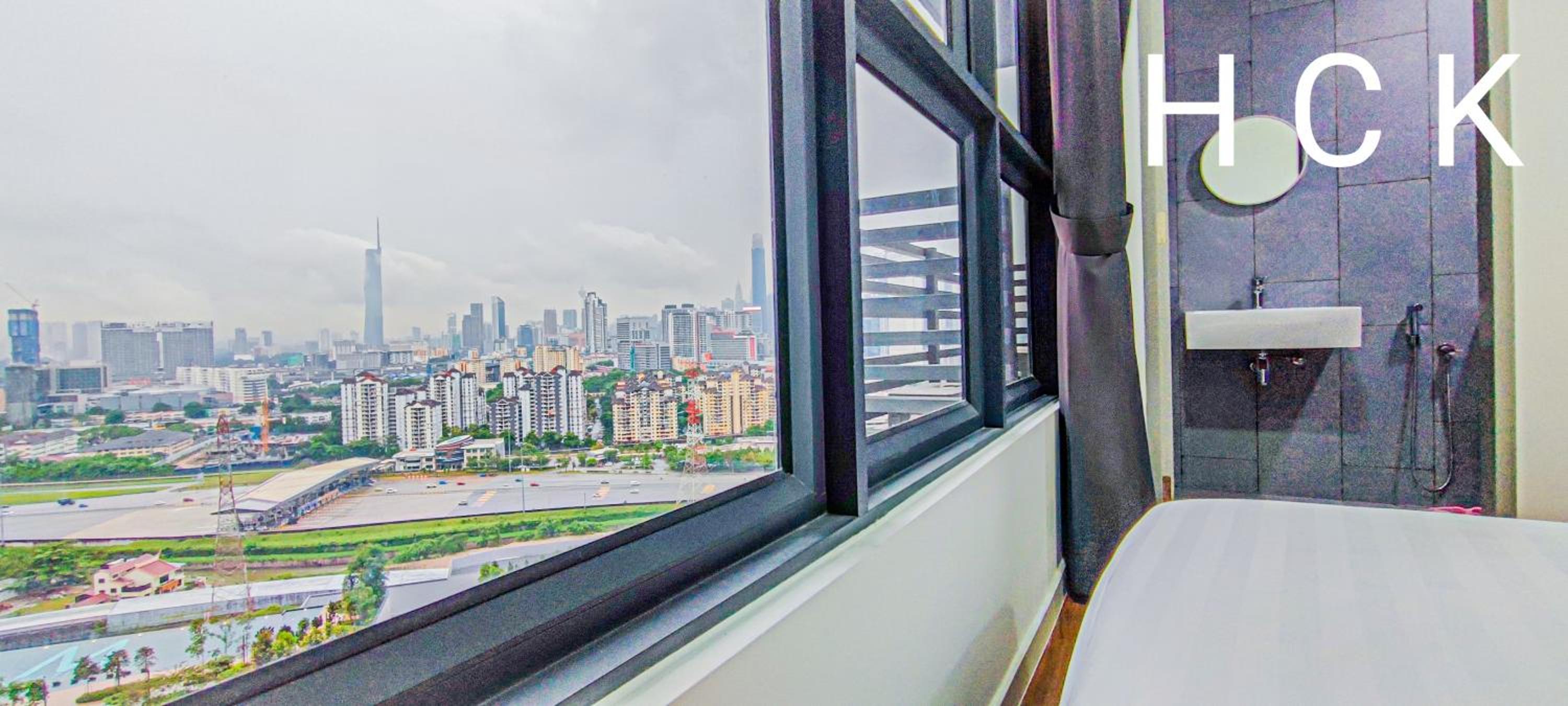Massive KL View at M-Vertica by HCK