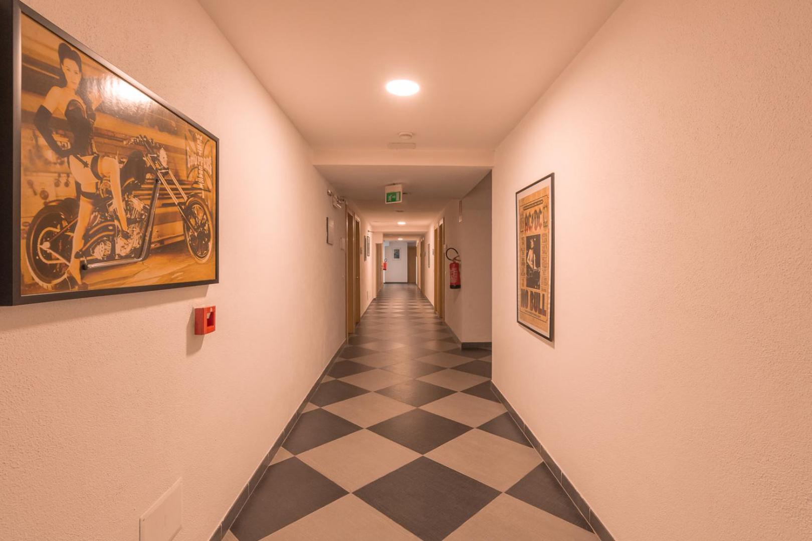 Delta Rooms view 5