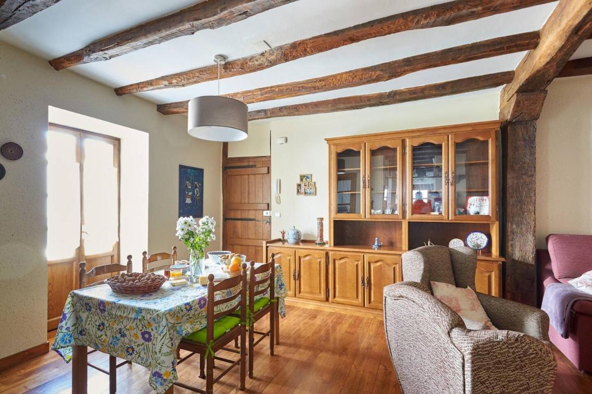 3 bedrooms appartement with balcony and wifi at Berroeta view 4