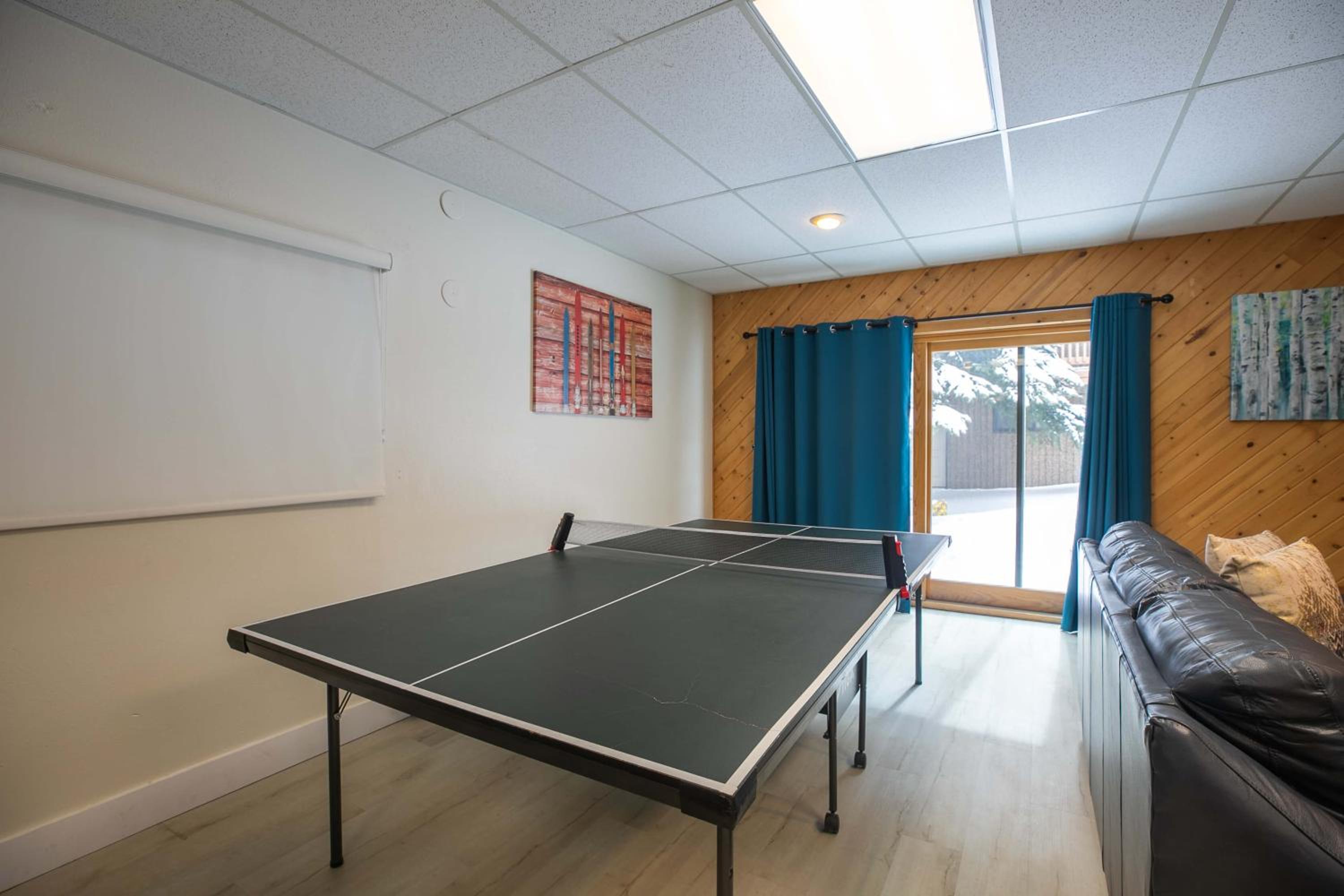 Ten Mile Creek Condo: Downtown Frisco, Hot Tub view 2