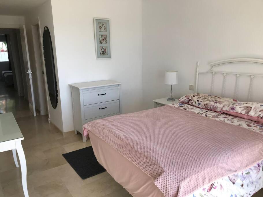Beachfront Apartment with Direct Beach Access