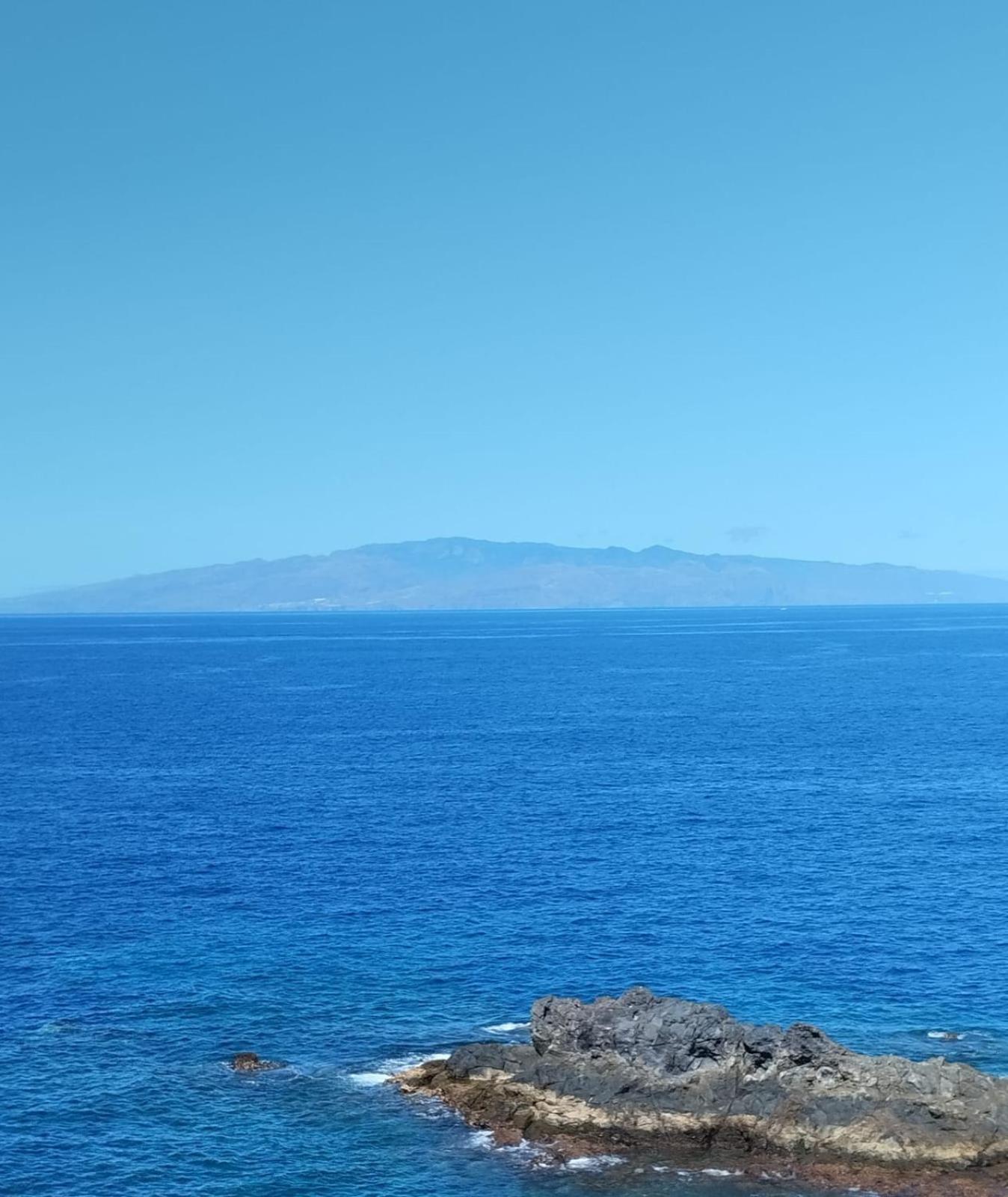 Great oportunity Costa Adeje Holiday apartment first sea line Free Wifi