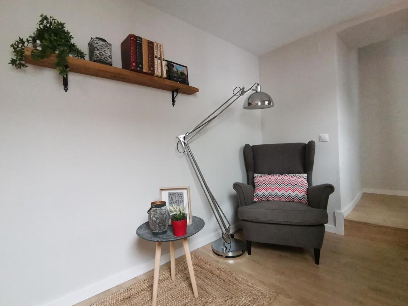 Apartamento Ilarcuris con patio privado