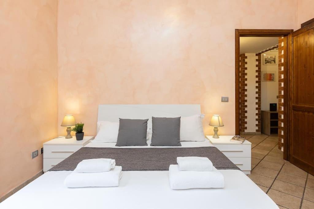 Trastevere Home by Rental in Rome
