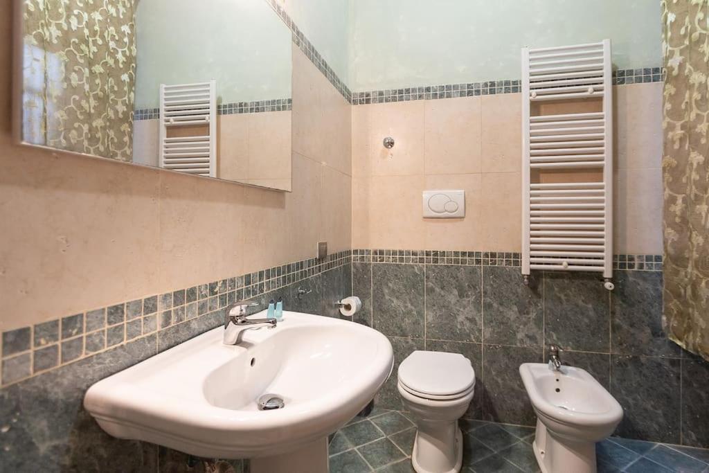 Trastevere Home by Rental in Rome