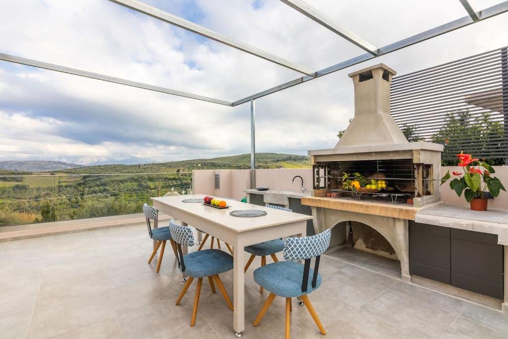 Ostrako Luxury Villa
