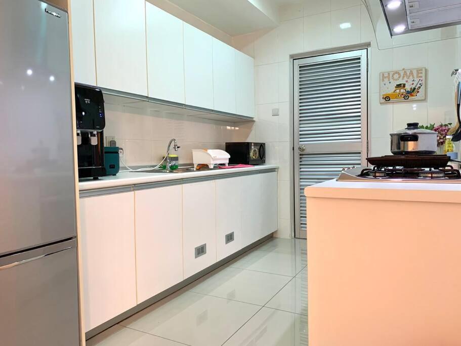 MITEC Publika 2Br Hot tub Sri Hartamas Mont Kiara
