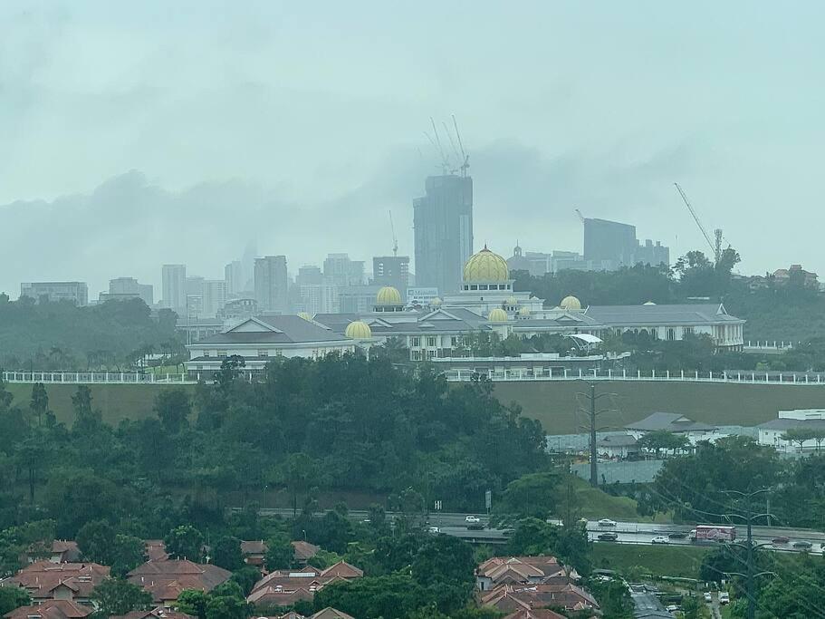 MITEC Publika 2Br Hot tub Sri Hartamas Mont Kiara