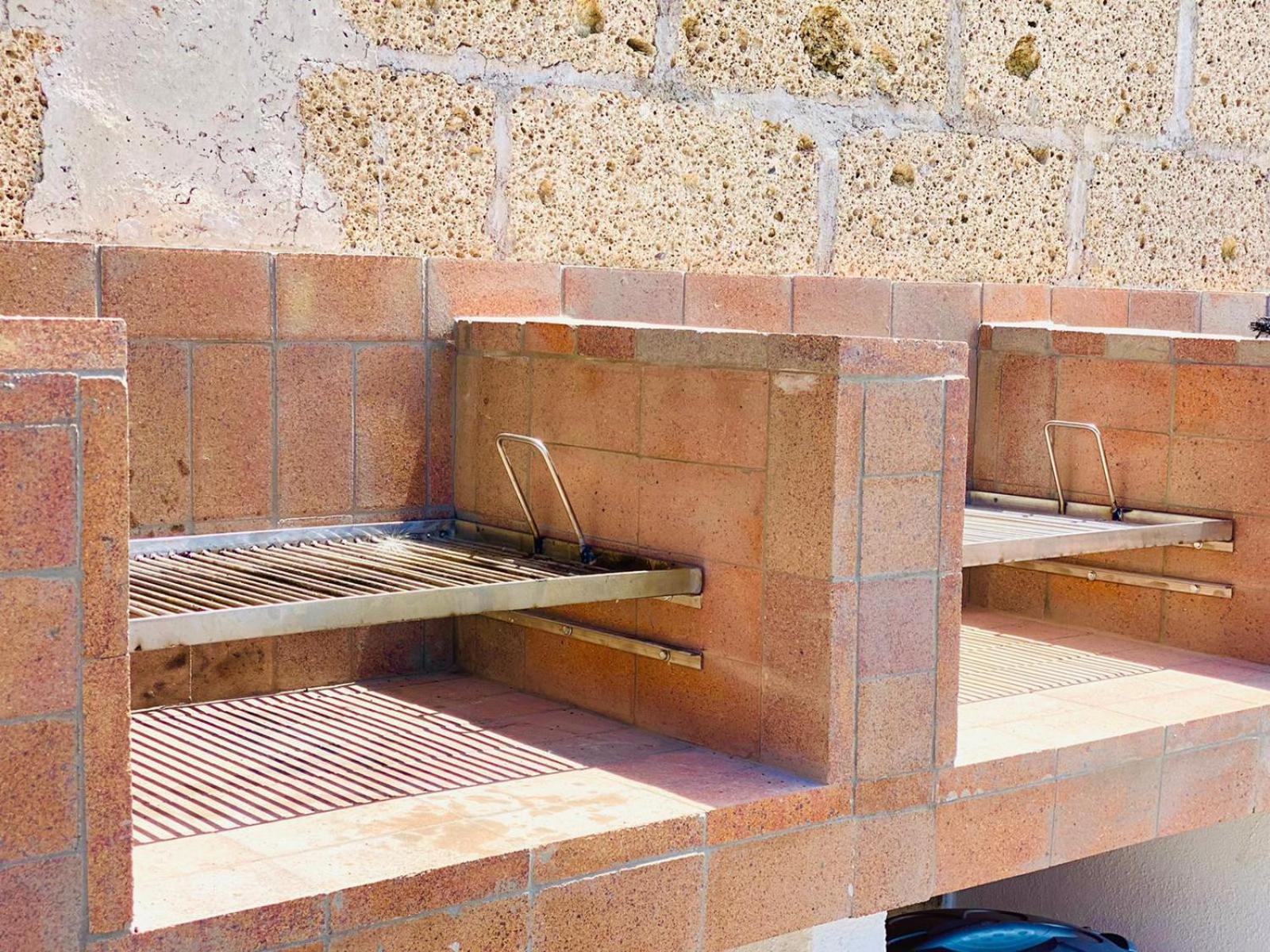 Bernegal Maday, Heated Bathtub Piscina y Jardin by Deihu Experiences