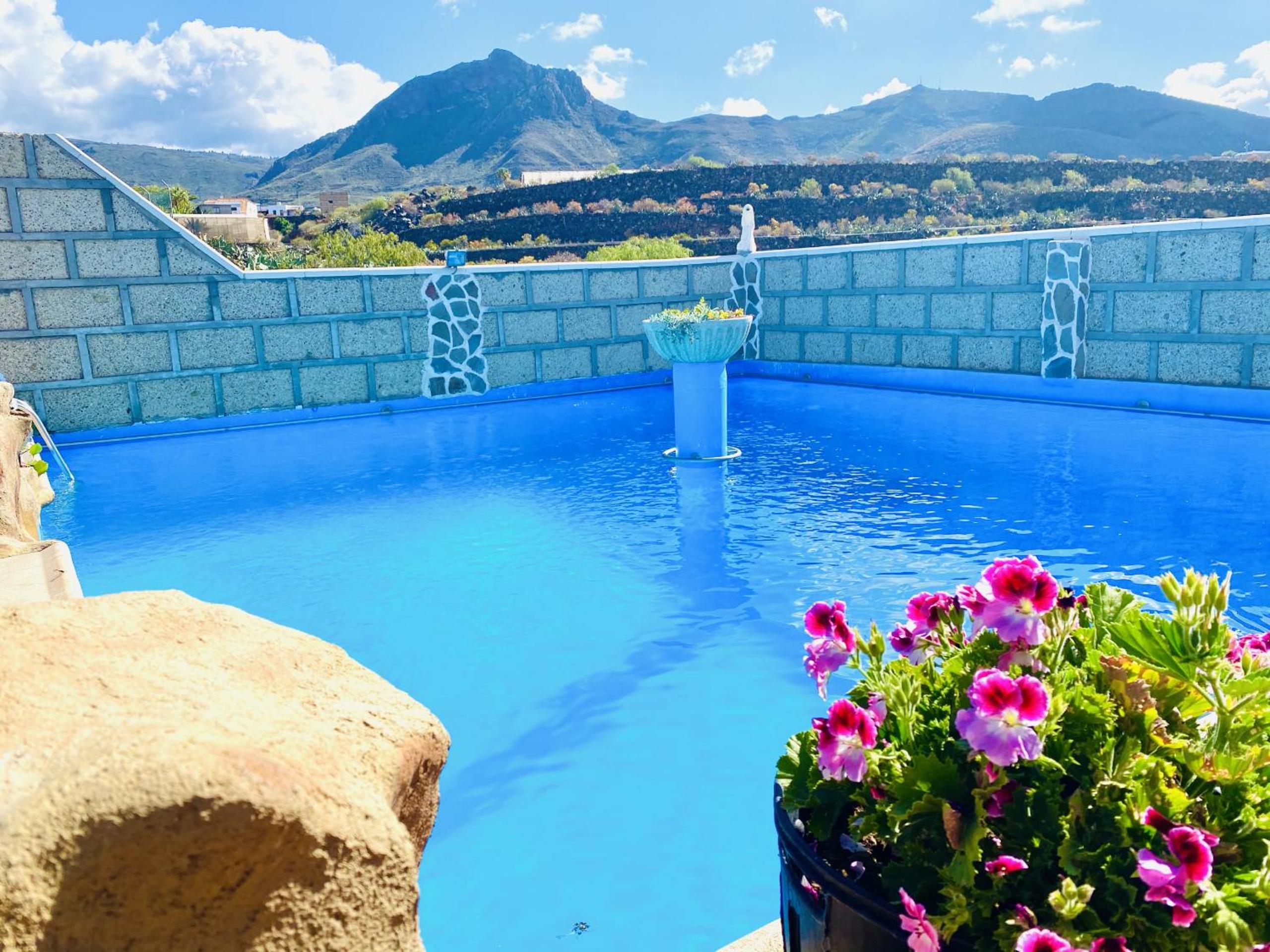 Lykke Suite Spa Piscina y Jardín by Deihu Experiences