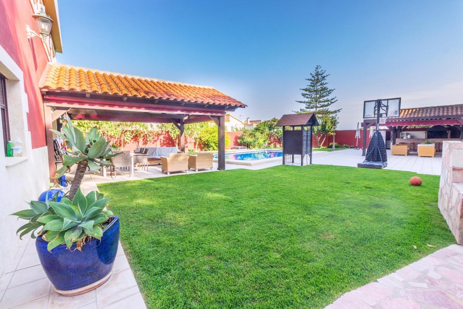 Villa La noria de mano view 2