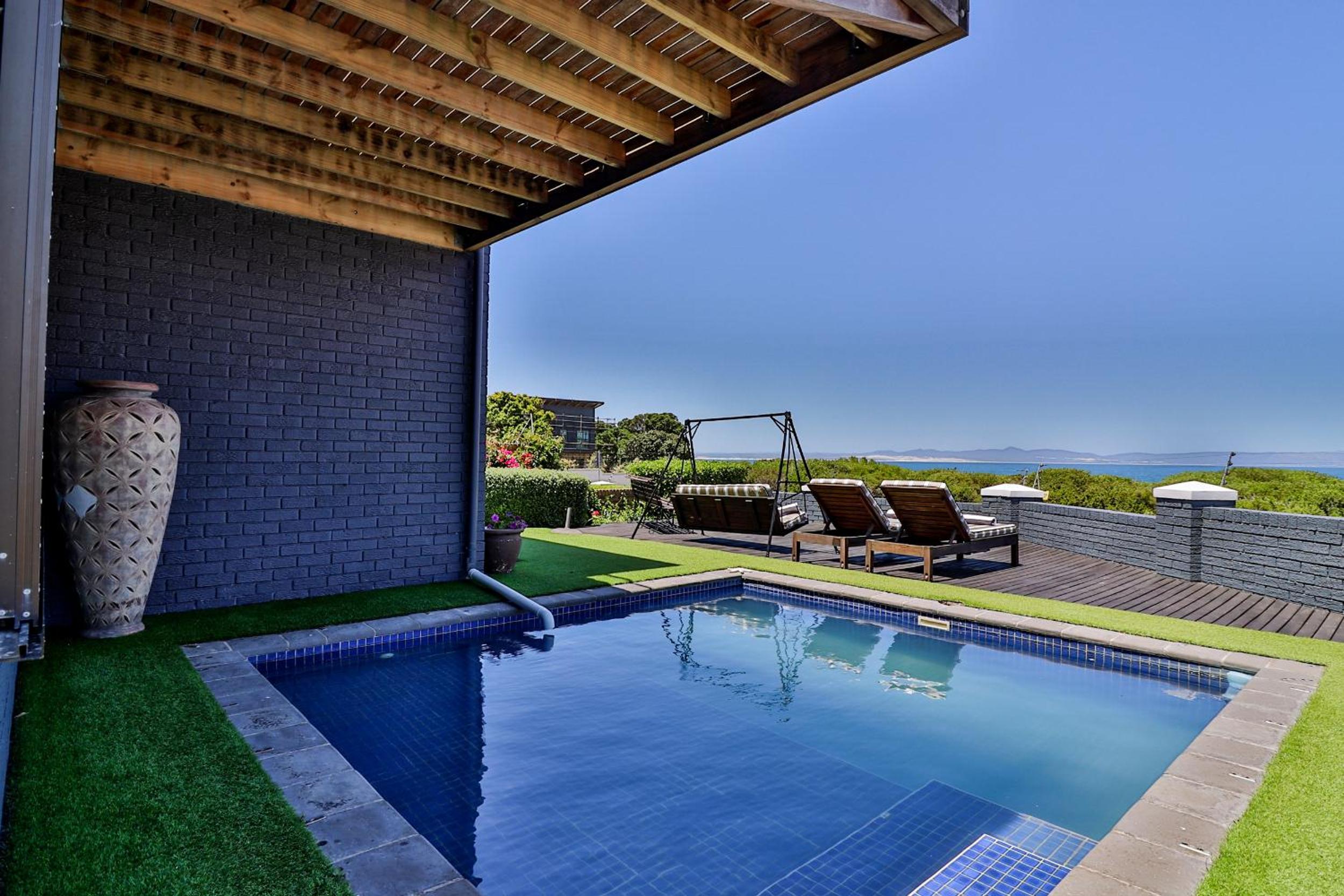 The Whale's Tale Guesthouse