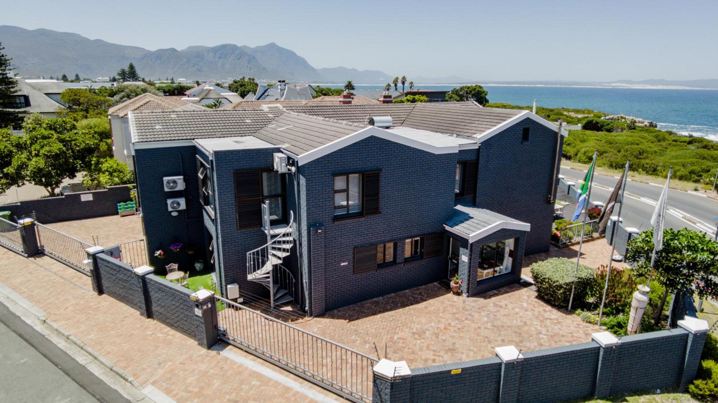 The Whale's Tale Guesthouse