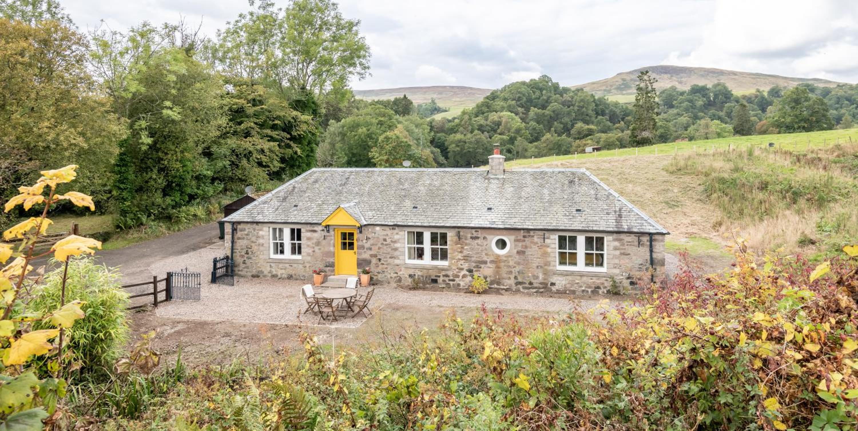 Burnside - gorgeous romantic cottage for 2