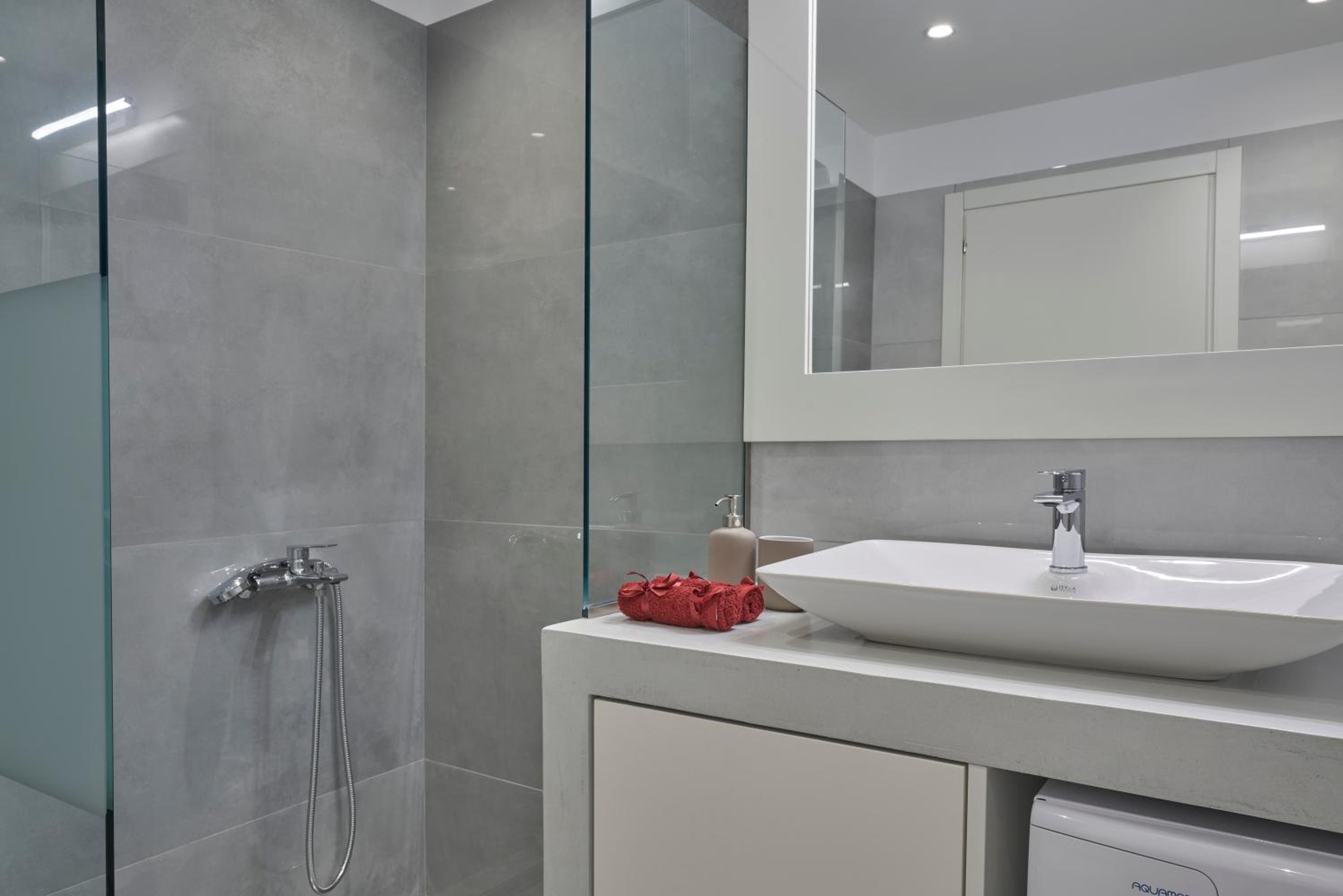 Augoustos ECO luxury apartments with pool
