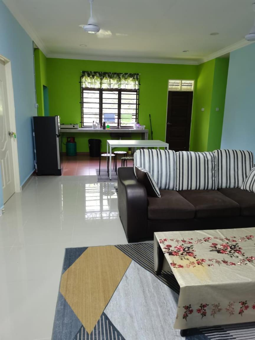 Makmur Homestay Marang photo 5