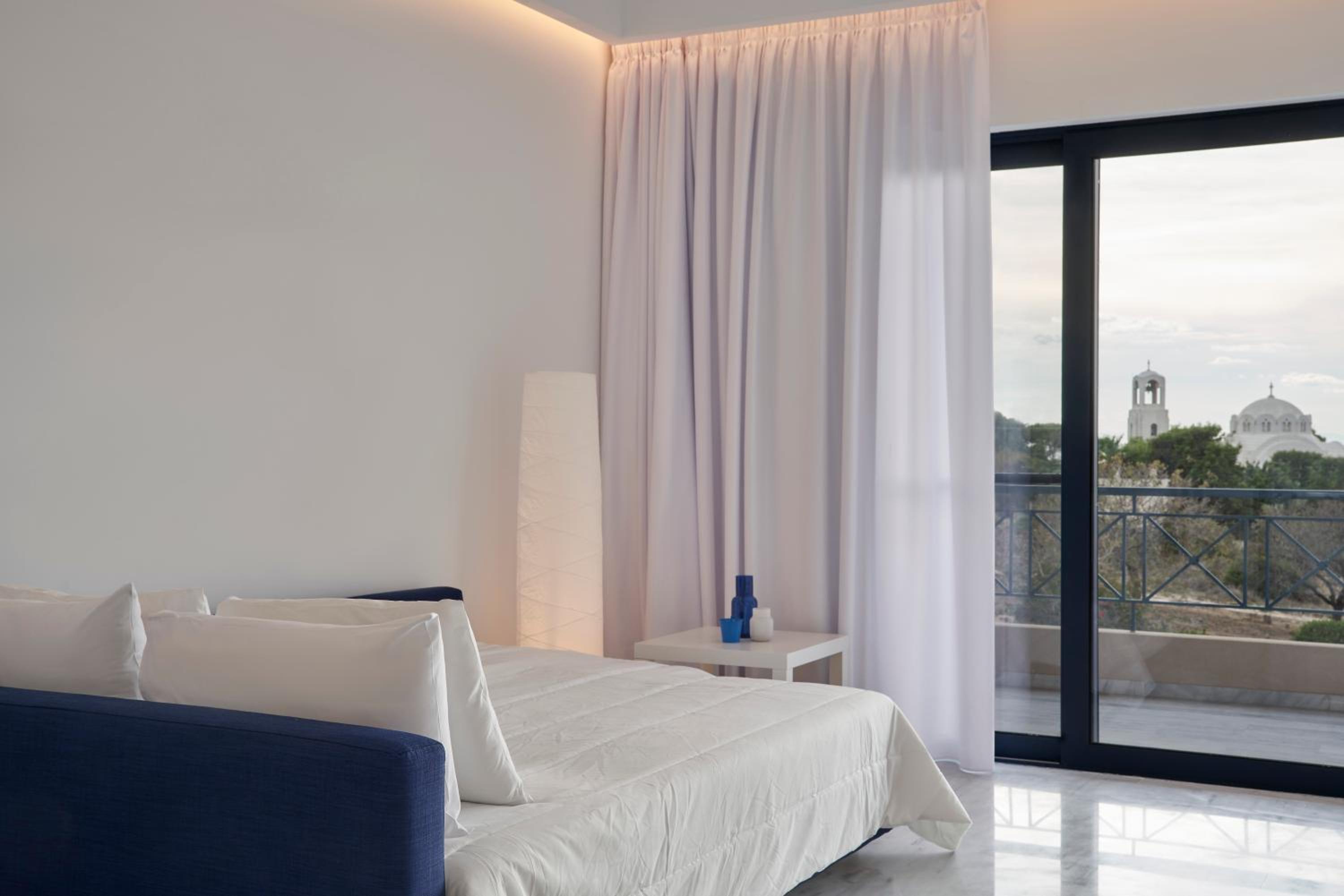 Augoustos ECO luxury apartments with pool