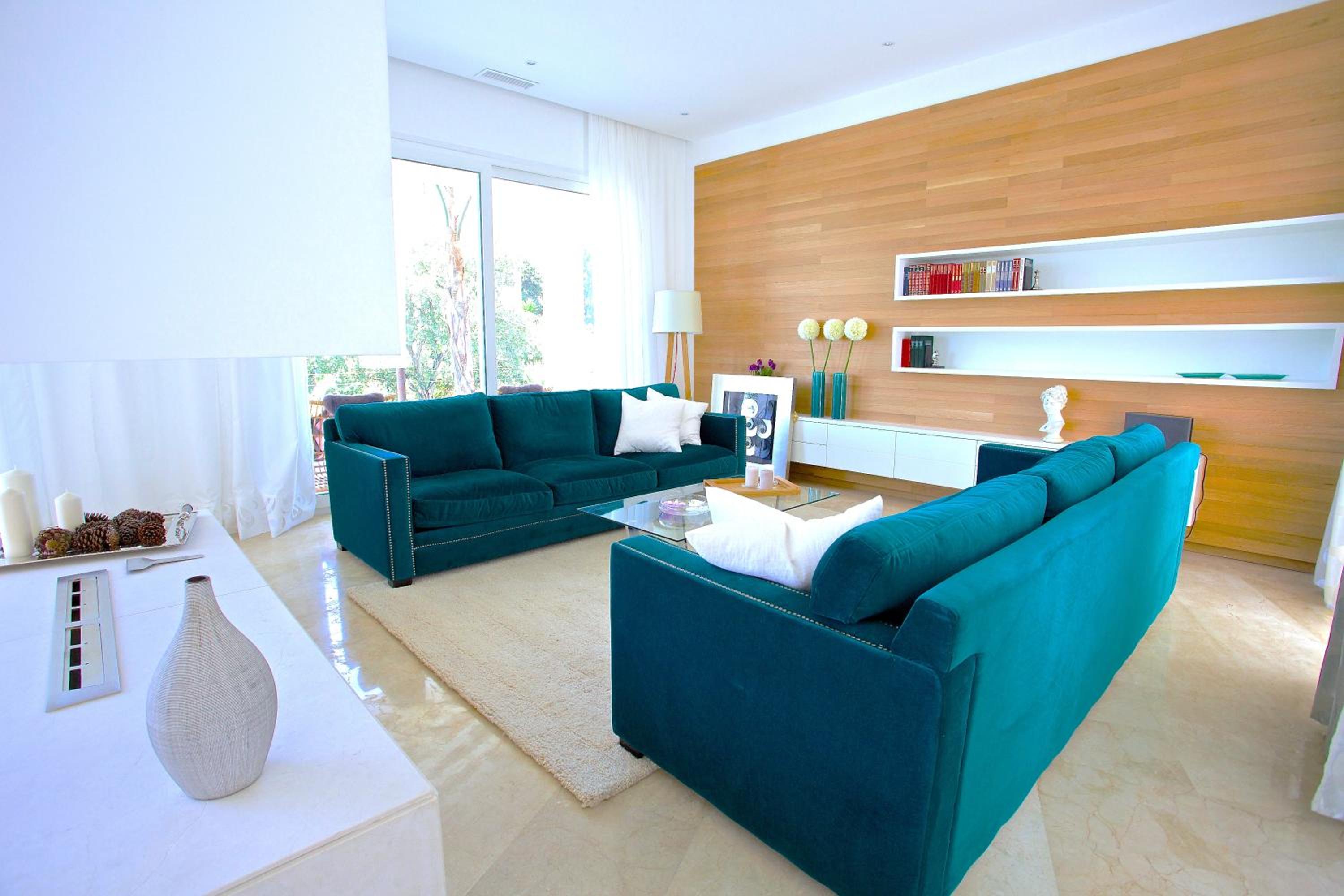 Marbella Vacations - Exquisite Villa Near Beach - Heated Pool - Property Image 28