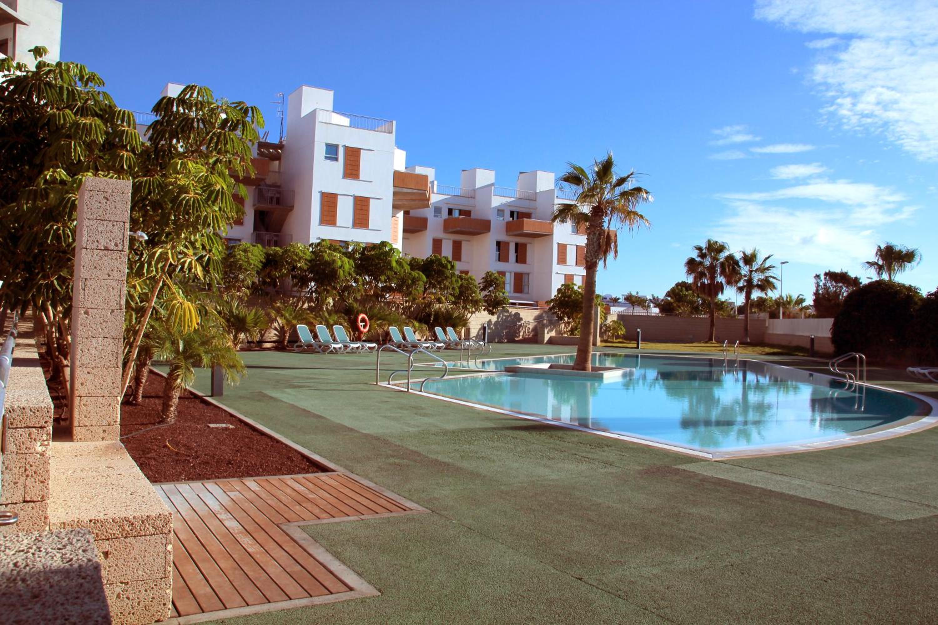 Sunny Duplex Los Martines