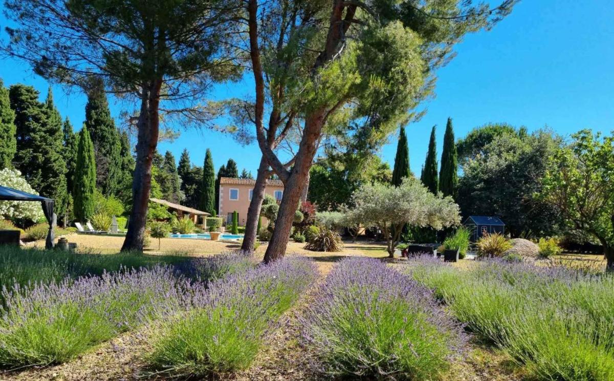 Le Clos des Cyprès Maison d'hôtes de charme & Diner Gourmet