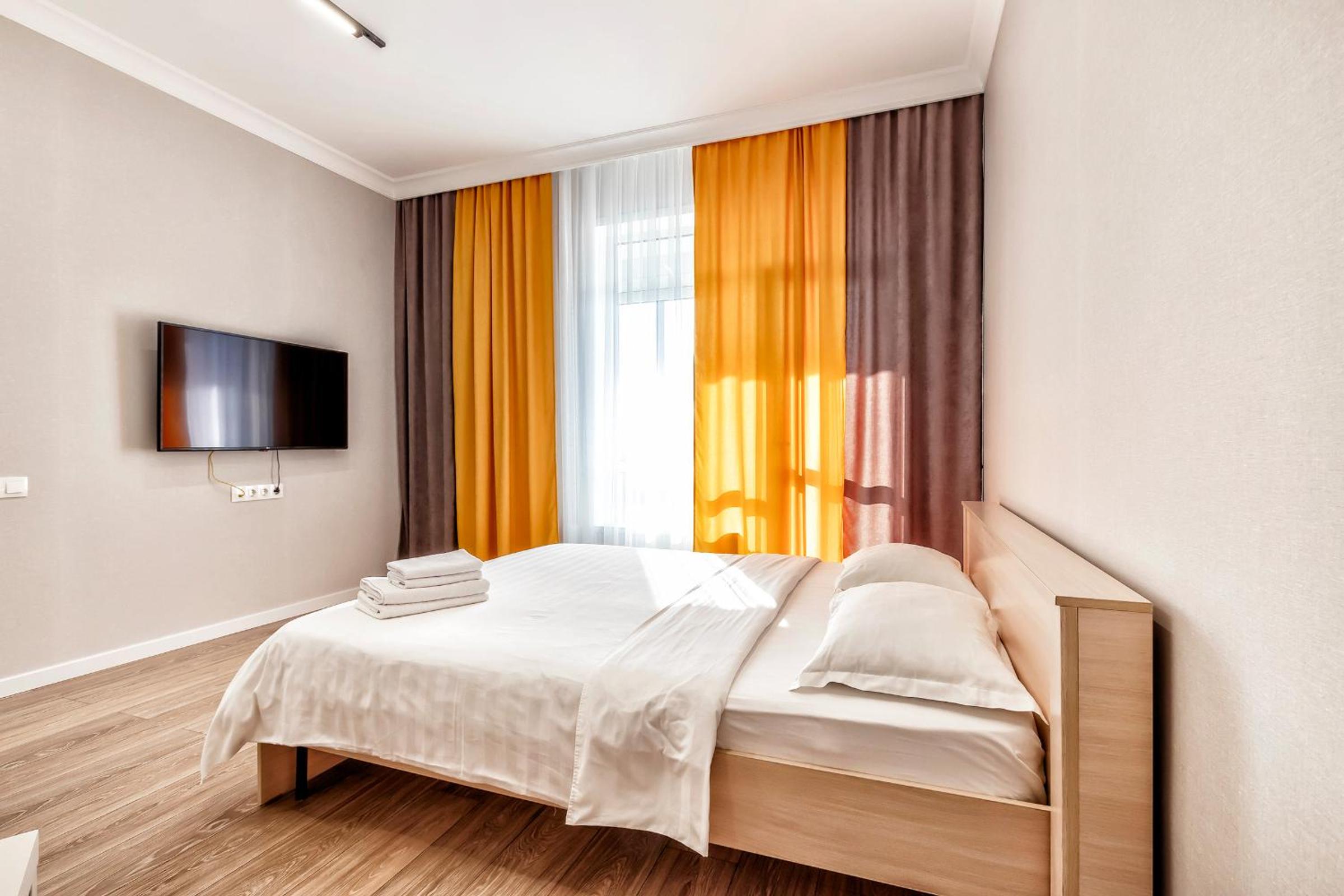 RAISSON A-HOTELH91 KHAN SHATyR view 5