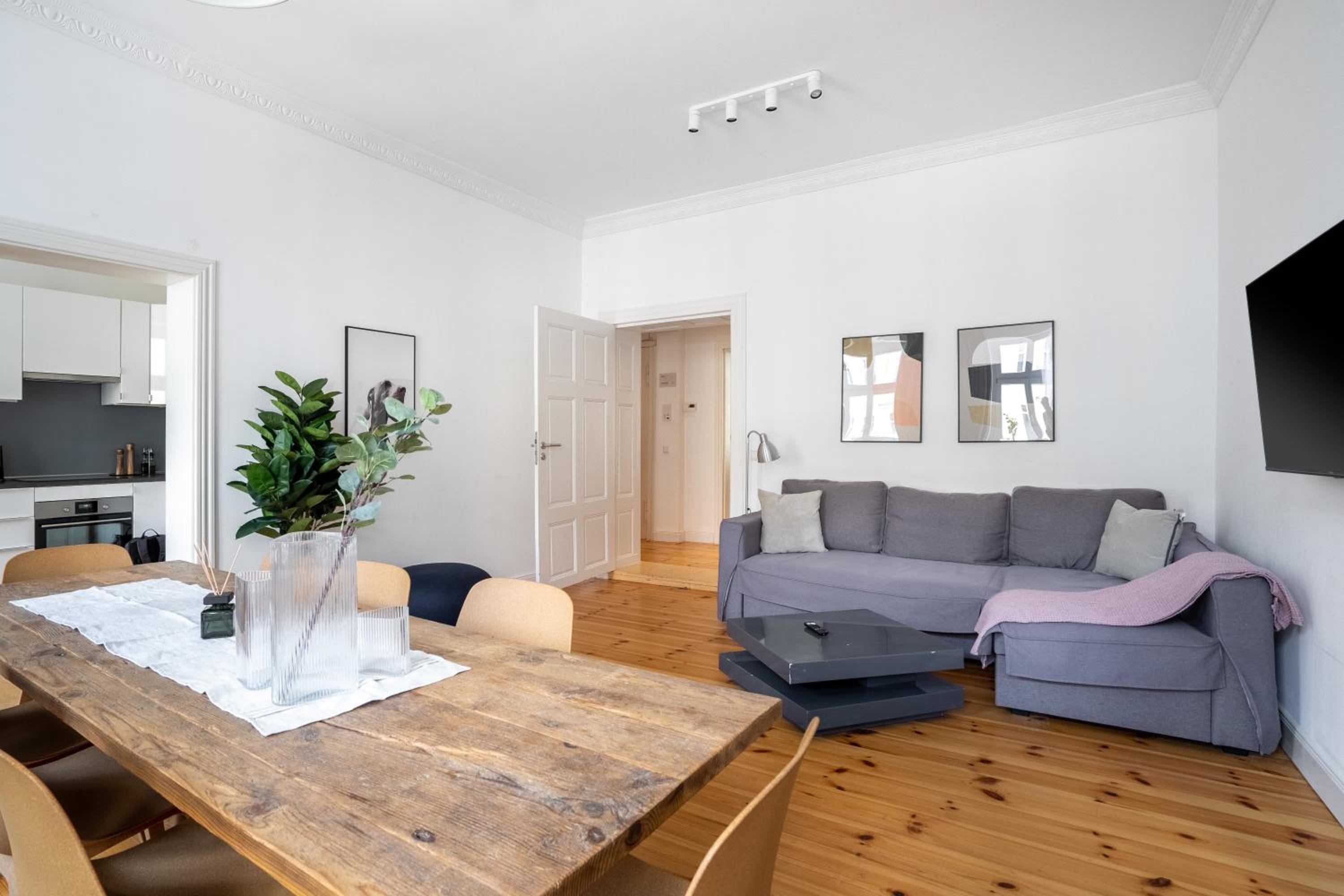 Schoenhouse Avenue - Digital Access