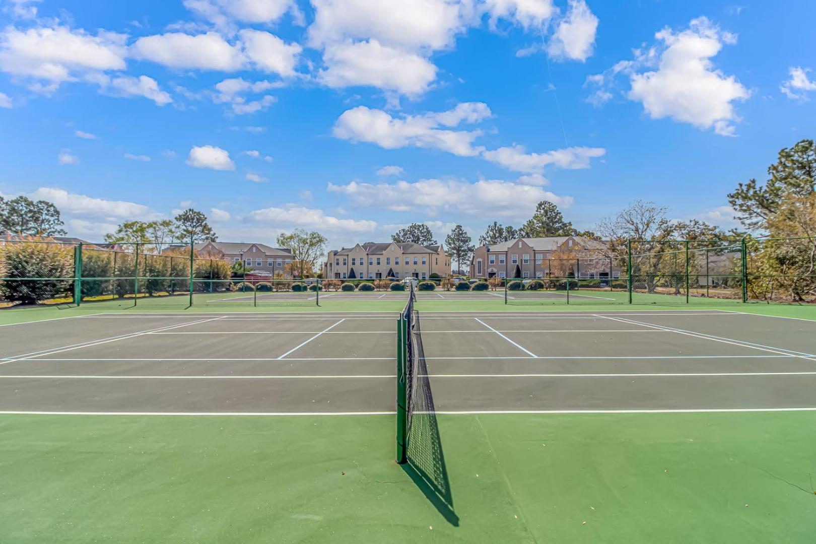 Newly Listed - A Golfer's Paradise - Legends Golf view 4