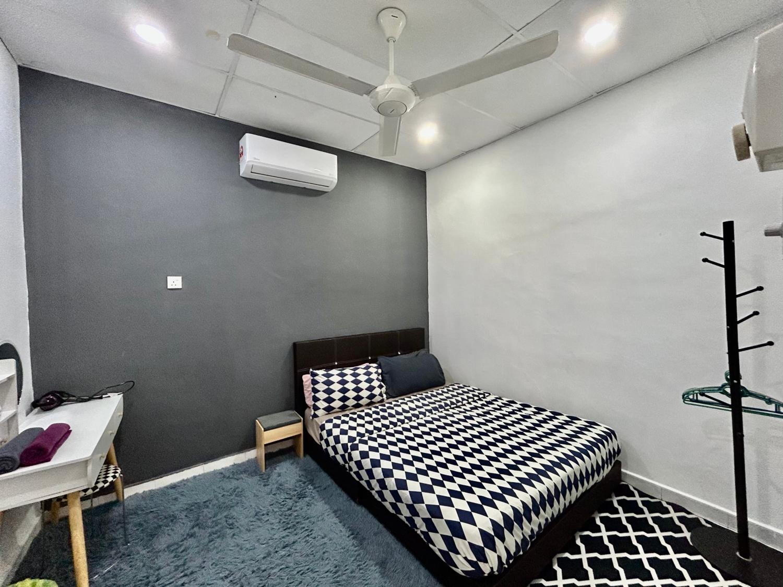 Cozy14#4pax#Wifi#NearAeonAlma#5kmtoIconCity photo 2